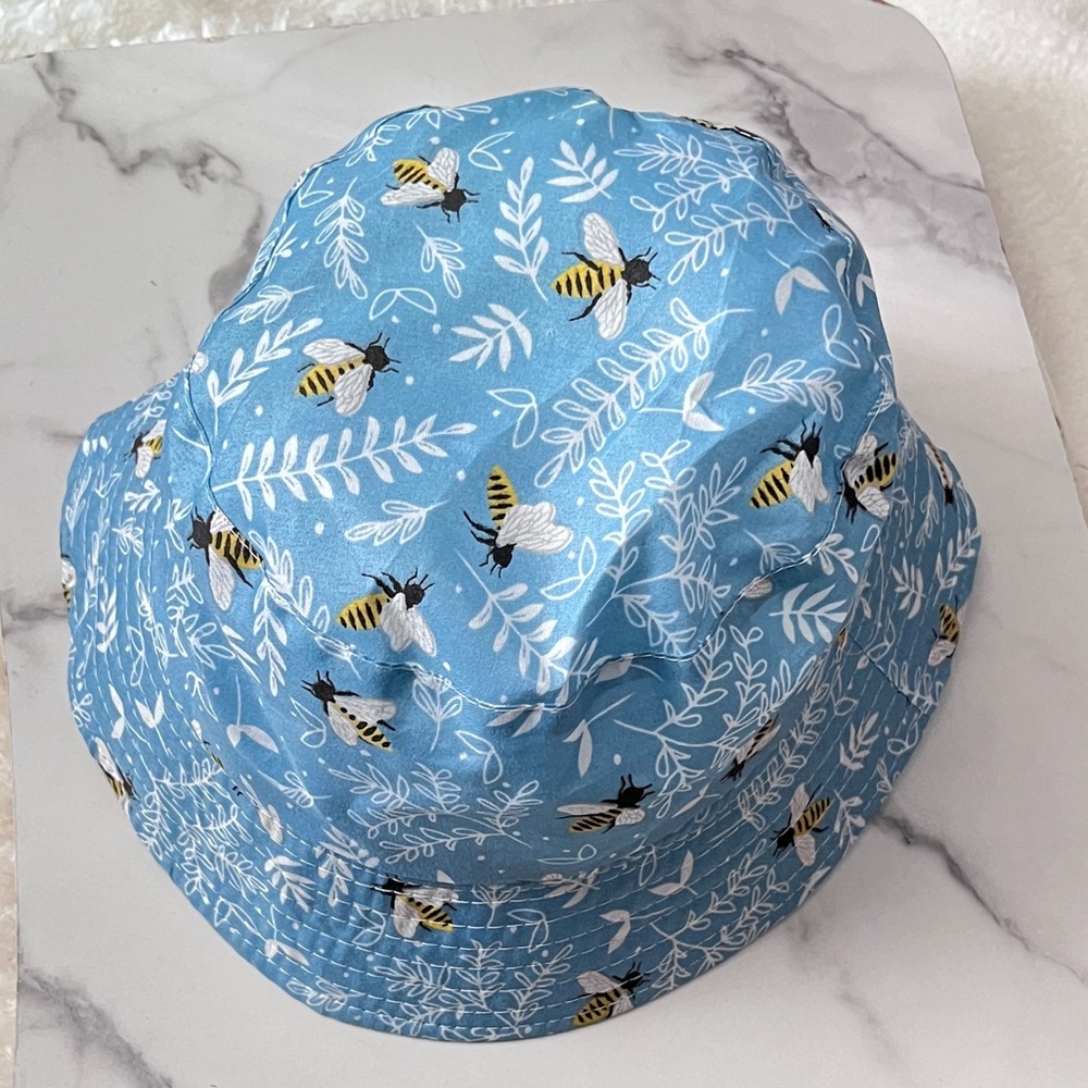 Hawaiian Bees Style Bucket Hat
